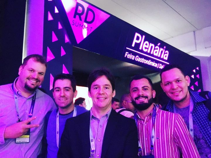 No RD Summit, com o time da Pacto Soluções. 2016.